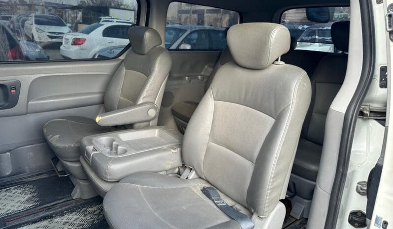 
								 مستعمل هيونداي – Hyundai فان – H1 ممتلئ									