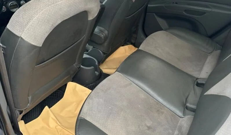 
								 مستعمل كيا ريو ممتلئ									