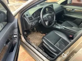 مستعمل مرسيدس بينز – Mercedes benz C 220