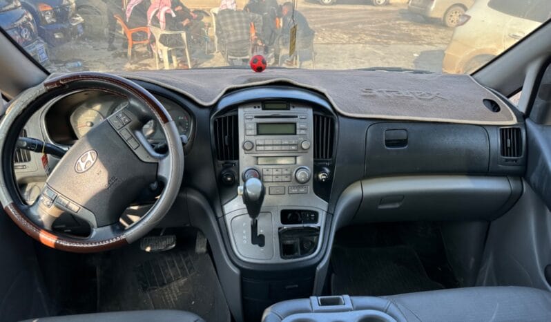 
								 مستعمل هيونداي – Hyundai فان – H1 ممتلئ									