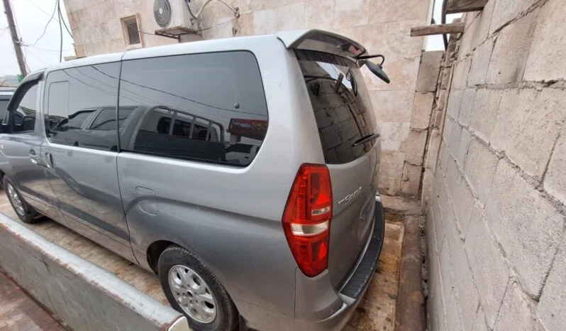 
								 مستعمل هيونداي – Hyundai فان – H1 ممتلئ									
