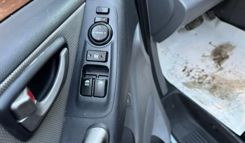 
								 مستعمل هيونداي – Hyundai فان – H1 ممتلئ									