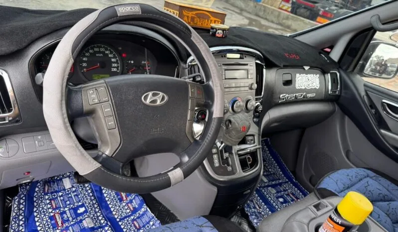 
								 مستعمل هيونداي – Hyundai فان – H1 ممتلئ									