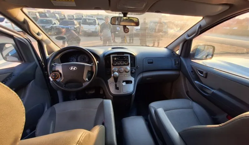 
								 مستعمل هيونداي – Hyundai فان – H1 ممتلئ									