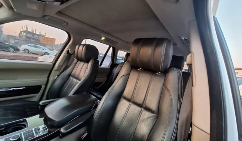 
								 مستعمل لاند روفر – Land Rover فوغ – Range Rover Vogue ممتلئ									