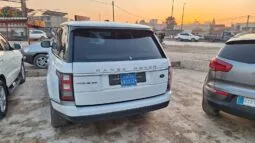 
										 مستعمل لاند روفر – Land Rover فوغ – Range Rover Vogue ممتلئ									