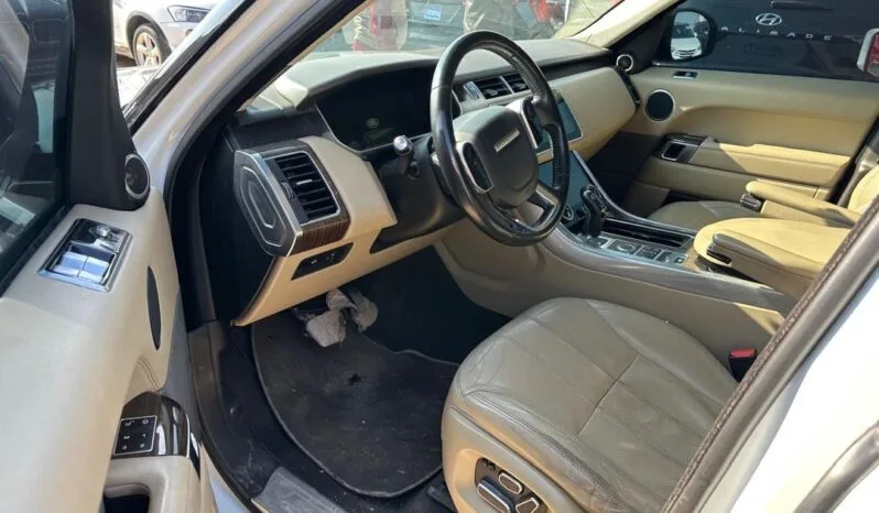 
								 مستعمل لاند روفر – Land Rover سبورت – Range Rover Sport ممتلئ									