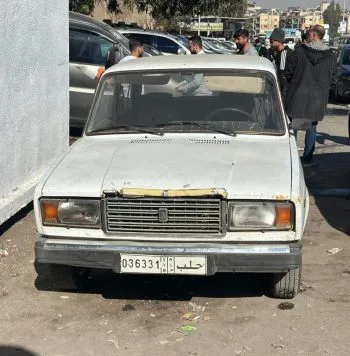 1000474739