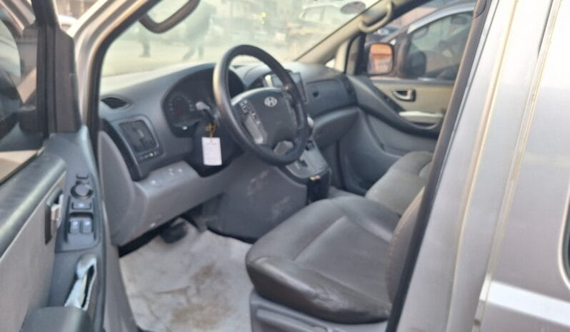 
								 مستعمل هيونداي – Hyundai فان – H1 ممتلئ									