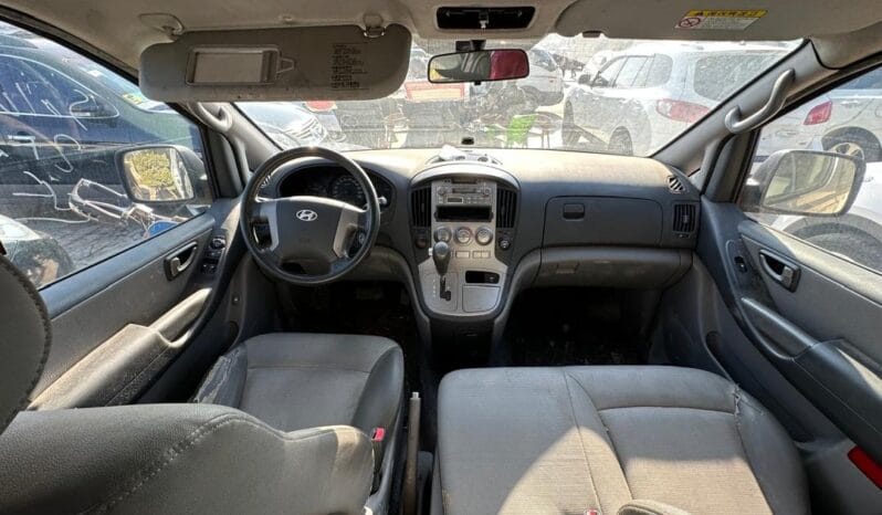 
								 مستعمل هيونداي – Hyundai فان – H1 ممتلئ									