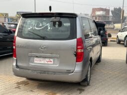 
										 مستعمل هيونداي – Hyundai فان – H1 ممتلئ									
