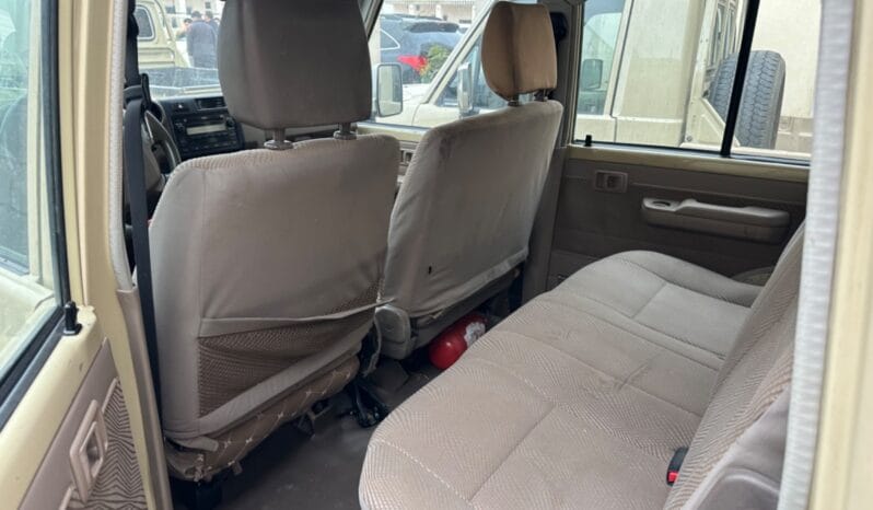 
								 مستعمل تويوتا – Toyota لاندكروزر شاص ممتلئ									
