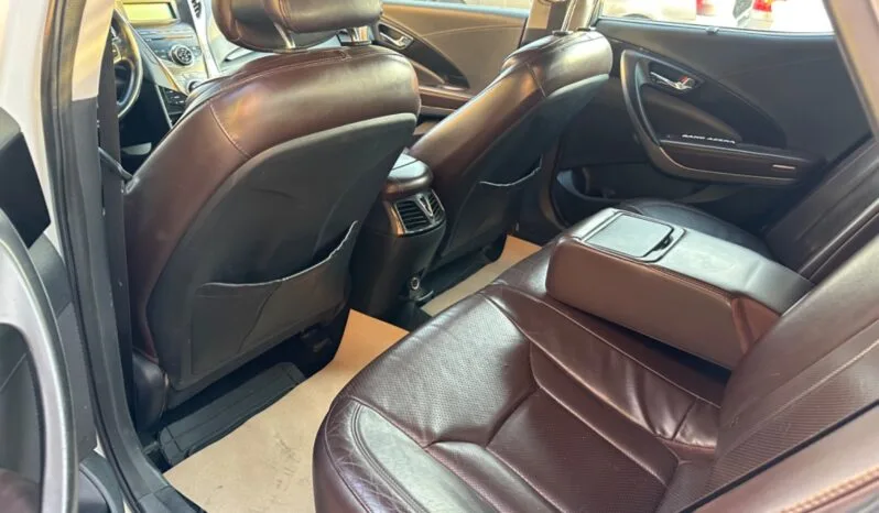 
								 مستعمل هيونداي – Hyundai ازيرا – Azera ممتلئ									