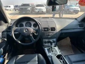 مستعمل مرسيدس بينز – Mercedes benz C 220
