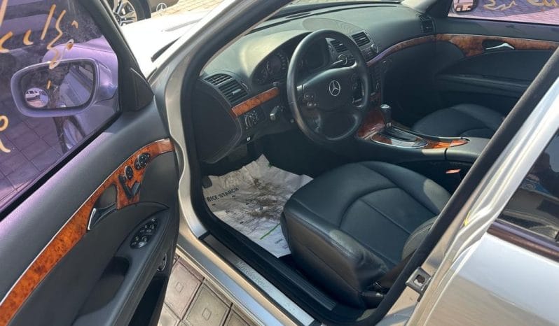 
								 مستعمل مرسيدس بينز – Mercedes benz E200 ممتلئ									
