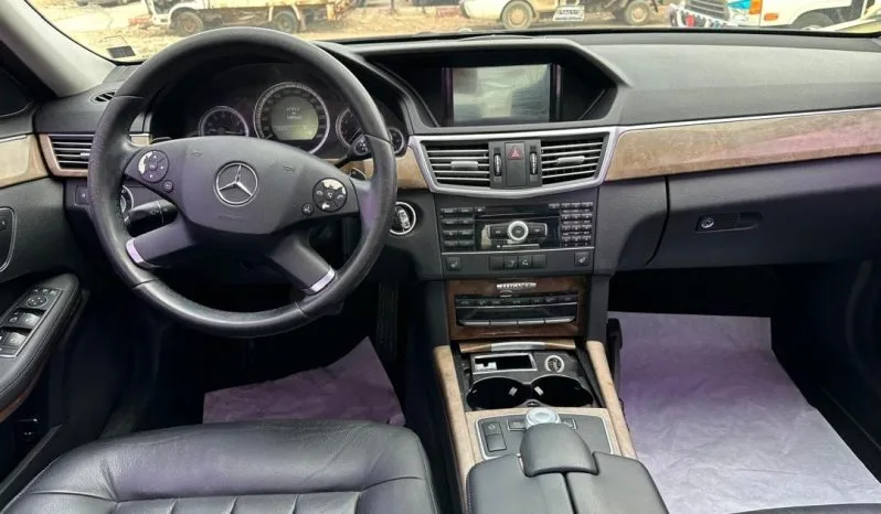 
								 مستعمل مرسيدس بينز – Mercedes benz E300 ممتلئ									