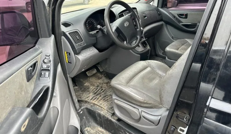 
								 مستعمل هيونداي – Hyundai فان – H1 ممتلئ									