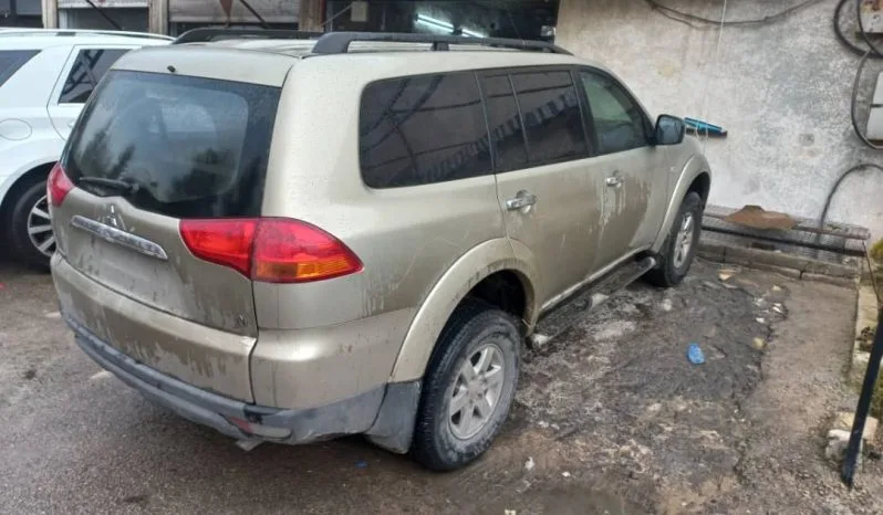 
								 مستعمل ميتسوبيشي – Mitsubishi Pajero ممتلئ									