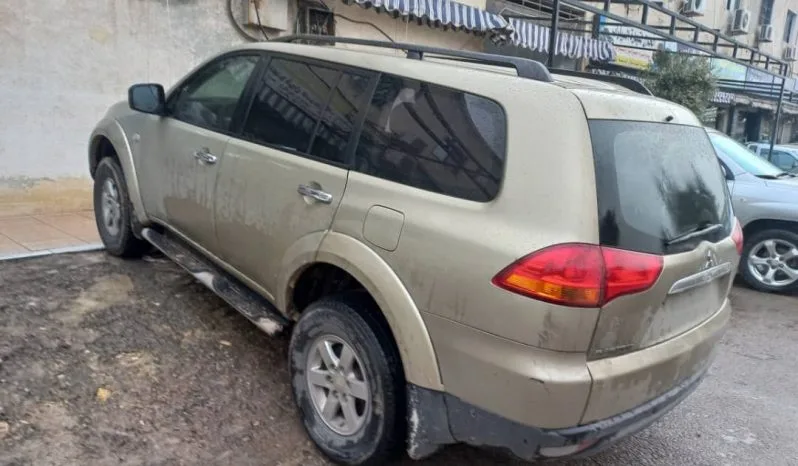 
								 مستعمل ميتسوبيشي – Mitsubishi Pajero ممتلئ									