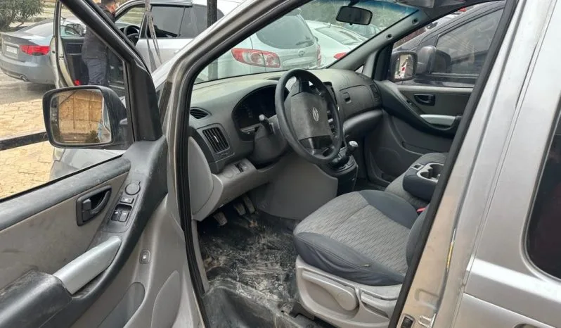 
								 مستعمل هيونداي – Hyundai فان – H1 ممتلئ									