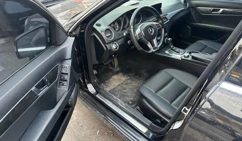 
								 مستعمل مرسيدس بينز – Mercedes benz C 300 ممتلئ									