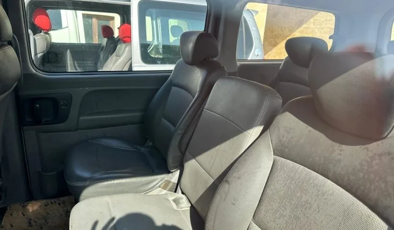 
								 مستعمل هيونداي – Hyundai فان – H1 ممتلئ									