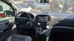 
										 مستعمل هيونداي – Hyundai فان – H1 ممتلئ									