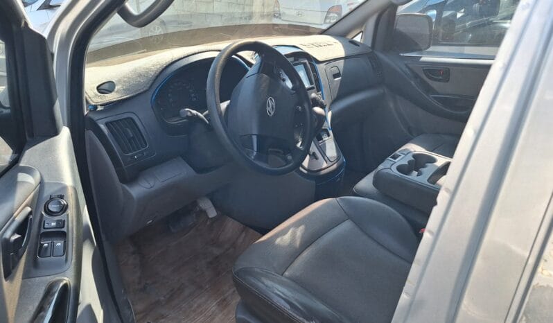 
								 مستعمل هيونداي – Hyundai فان – H1 ممتلئ									