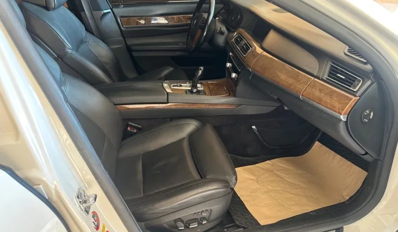 
								 جديد بي ام دابيليو – BMW 750 ممتلئ									