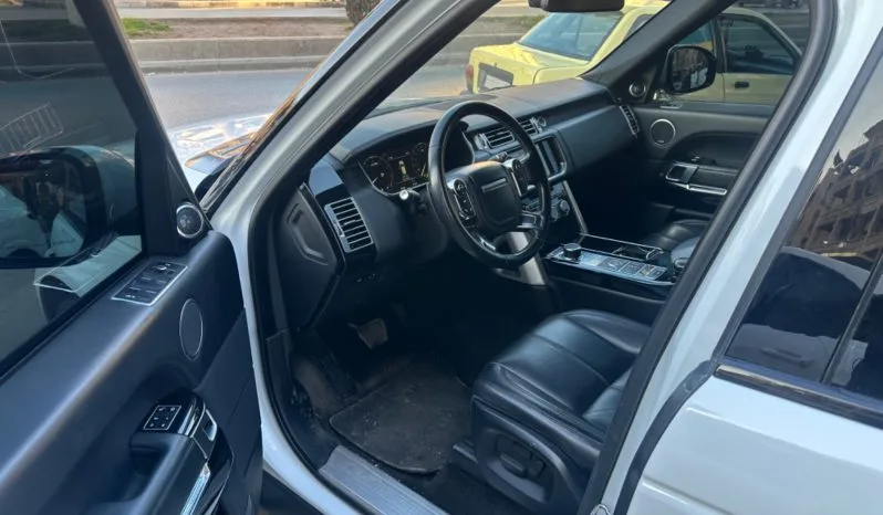 
								 مستعمل لاند روفر – Land Rover فوغ – Range Rover Vogue ممتلئ									