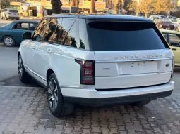 
										 مستعمل لاند روفر – Land Rover فوغ – Range Rover Vogue ممتلئ									