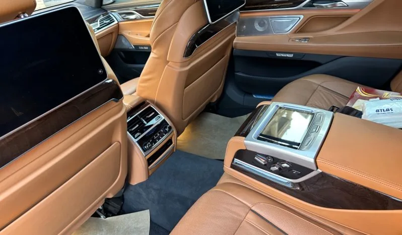 
								 مستعمل بي ام دابيليو – BMW 750 ممتلئ									