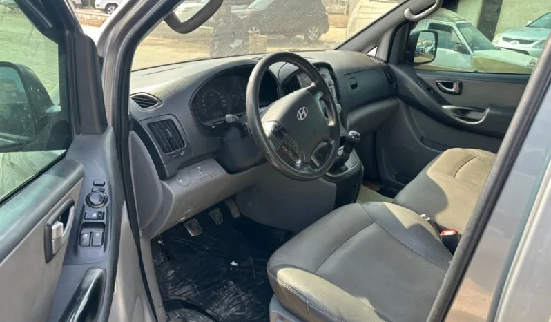 
								 مستعمل هيونداي – Hyundai فان – H1 ممتلئ									