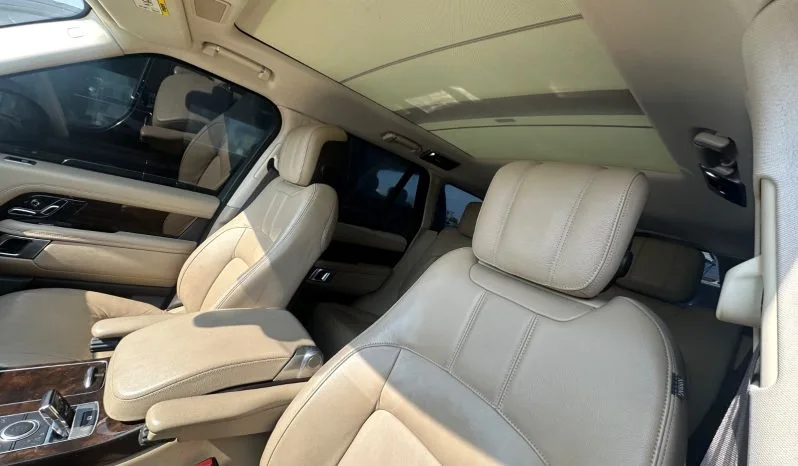 
								 مستعمل لاند روفر – Land Rover فوغ – Range Rover Vogue ممتلئ									