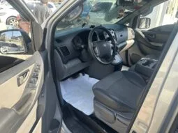 
										 مستعمل هيونداي – Hyundai فان – H1 ممتلئ									
