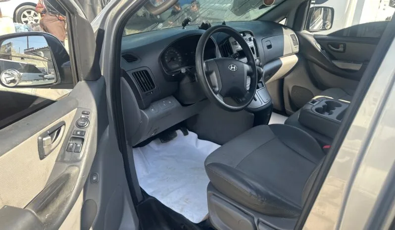 
								 مستعمل هيونداي – Hyundai فان – H1 ممتلئ									