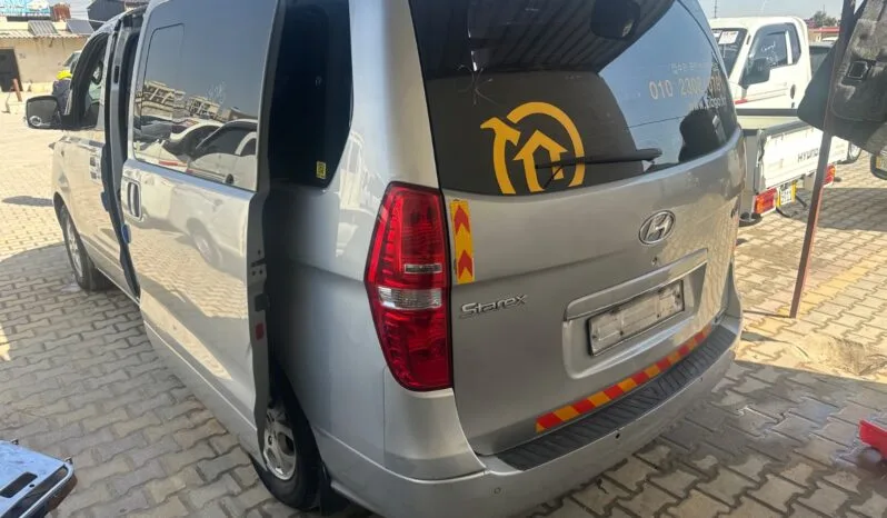 
								 مستعمل هيونداي – Hyundai فان – H1 ممتلئ									