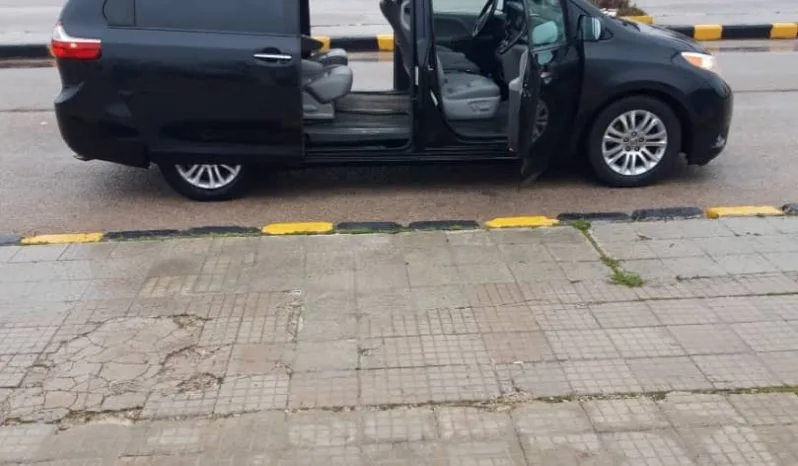 
								 مستعمل تويوتا – Toyota سيينا – Sienna ممتلئ									