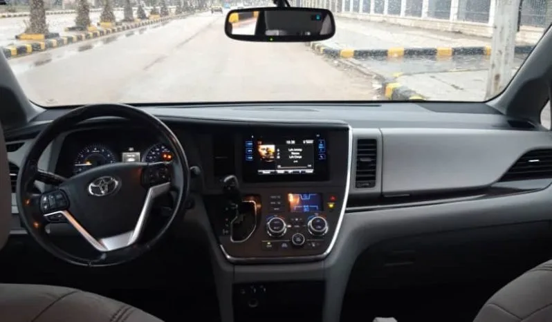 
								 مستعمل تويوتا – Toyota سيينا – Sienna ممتلئ									