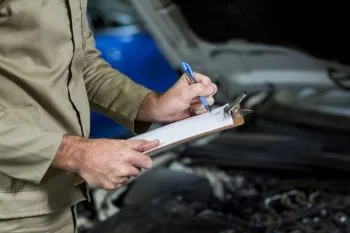 تكتشف عيوب السيارات المستعملة