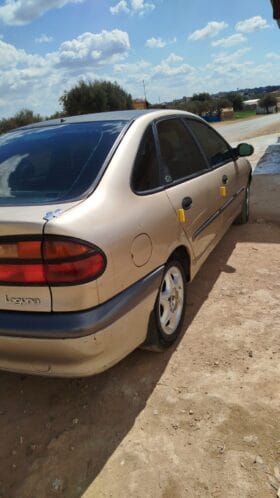 رينو – Renault لاغونا – Laguna