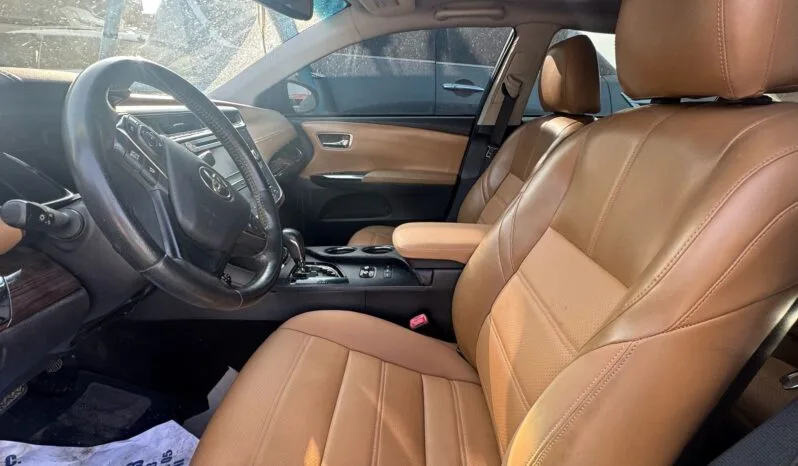 
								 تويوتا – Toyota افالون – Avalon ممتلئ									