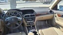 
										 مستعمل مرسيدس بينز – Mercedes benz C 300 ممتلئ									