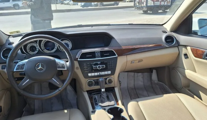
								 مستعمل مرسيدس بينز – Mercedes benz C 300 ممتلئ									