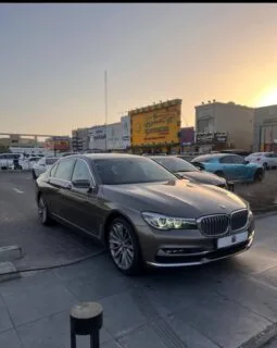 
										 بي ام دابيليو – BMW i740 ممتلئ									