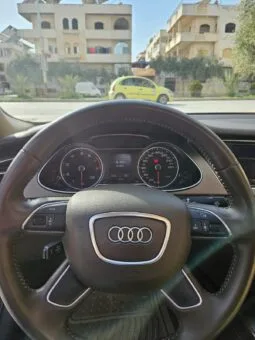 
										 اودي – Audi A4 ممتلئ									
