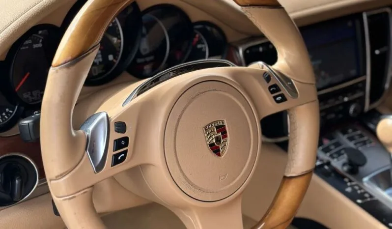 
								 بورش – Porsche باناميرا – Panamera ممتلئ									