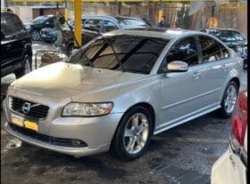 فولفو – Volvo S40