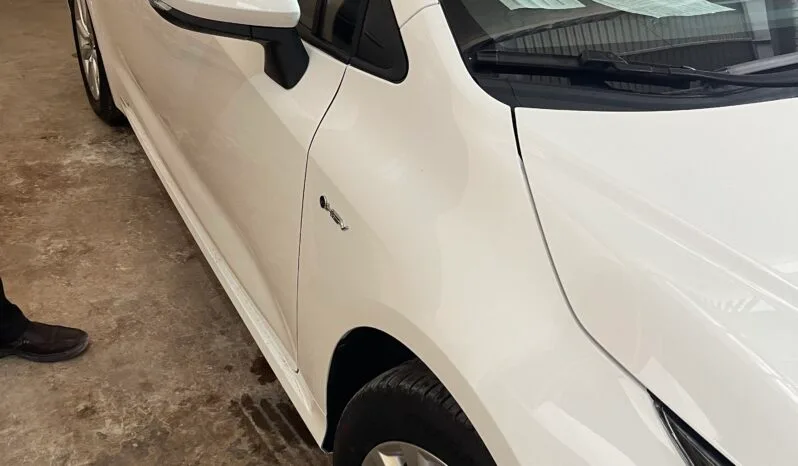 
								 تويوتا – Toyota كورولا – Corolla ممتلئ									