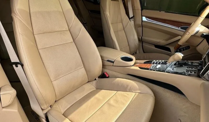 
								 بورش – Porsche باناميرا – Panamera ممتلئ									